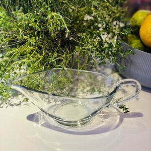 Anchor #1043 Clear Glass Gravy Boat